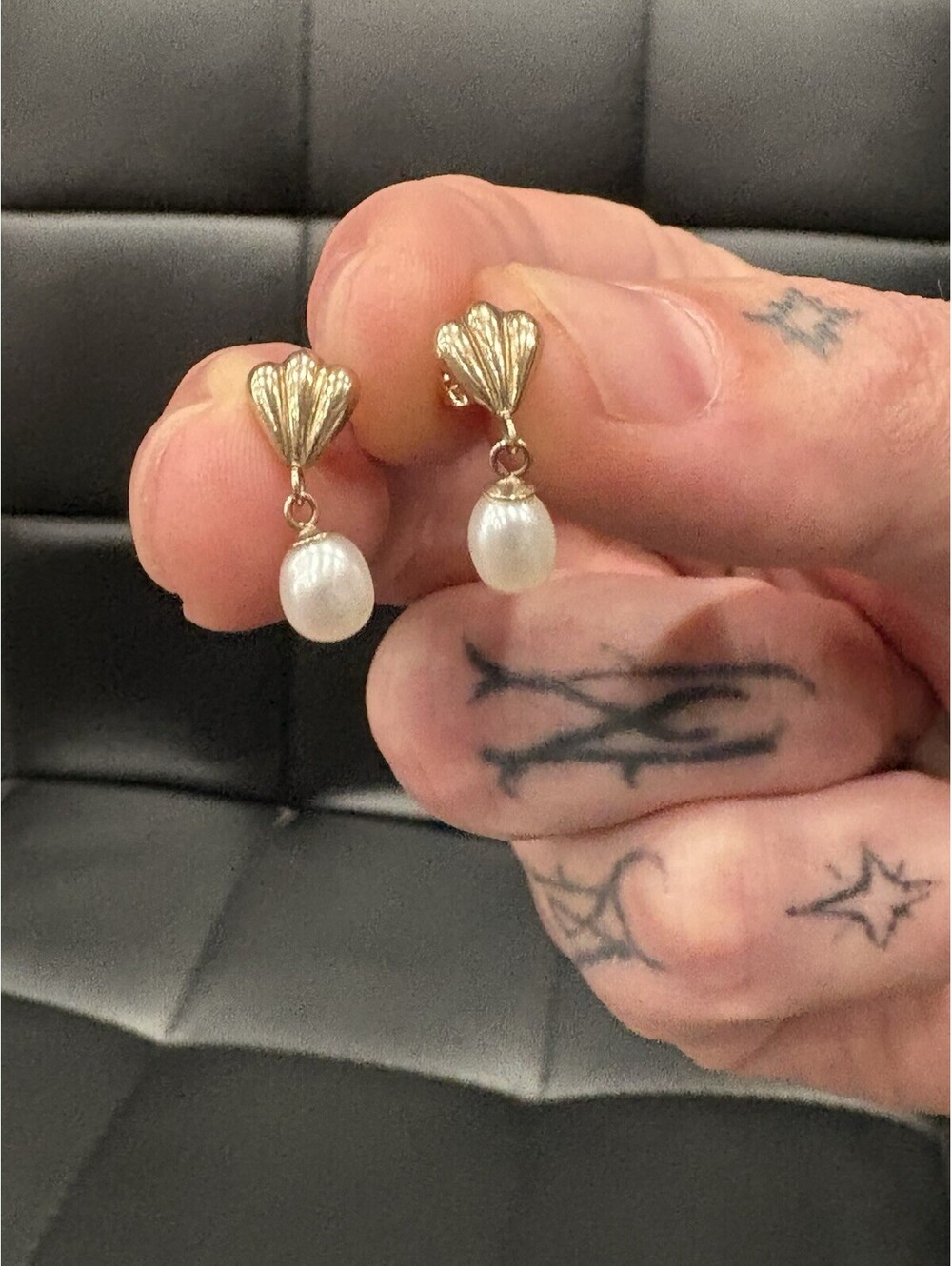 Woman’s 9k Rose Gold Drop Earrings With Real Pearls